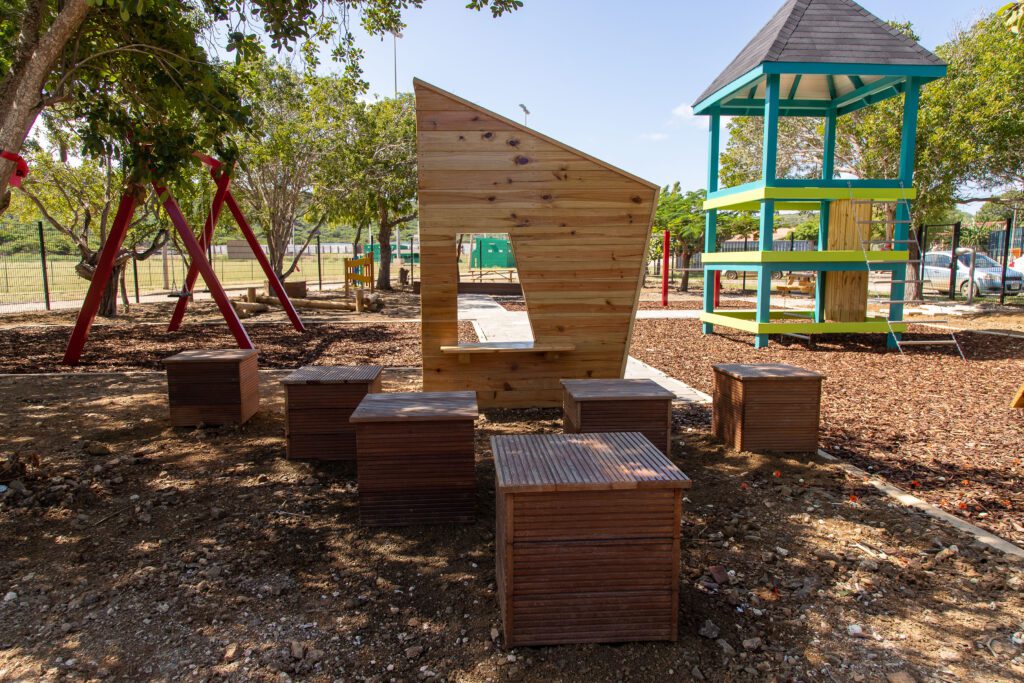 Speeltuin Rincon - Bonned Contractors